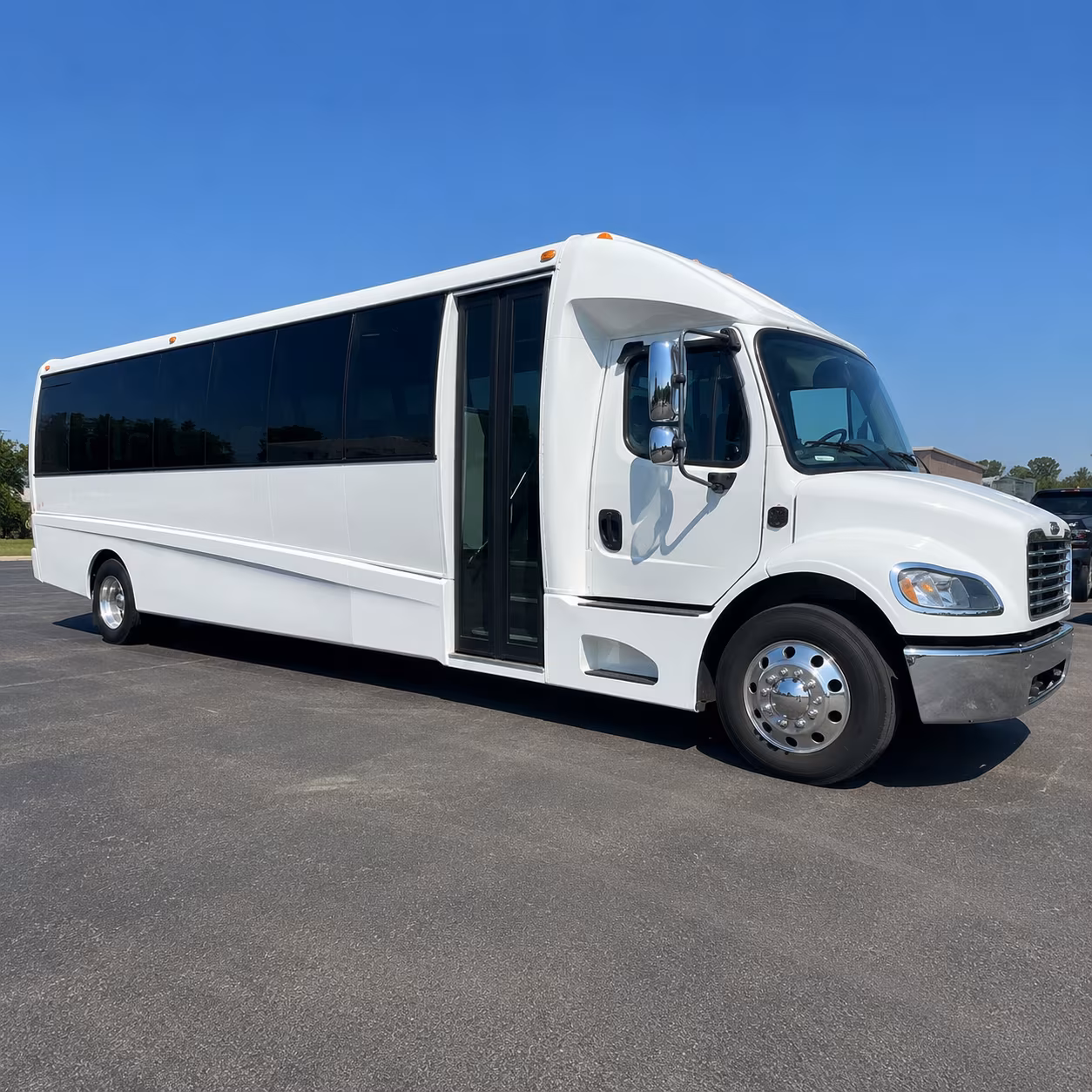 employee shuttle buses for la mesa businesses and corporate campuses