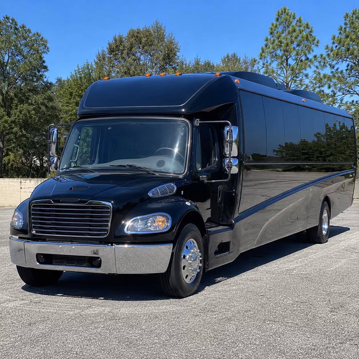 la mesa 25 passenger minibus