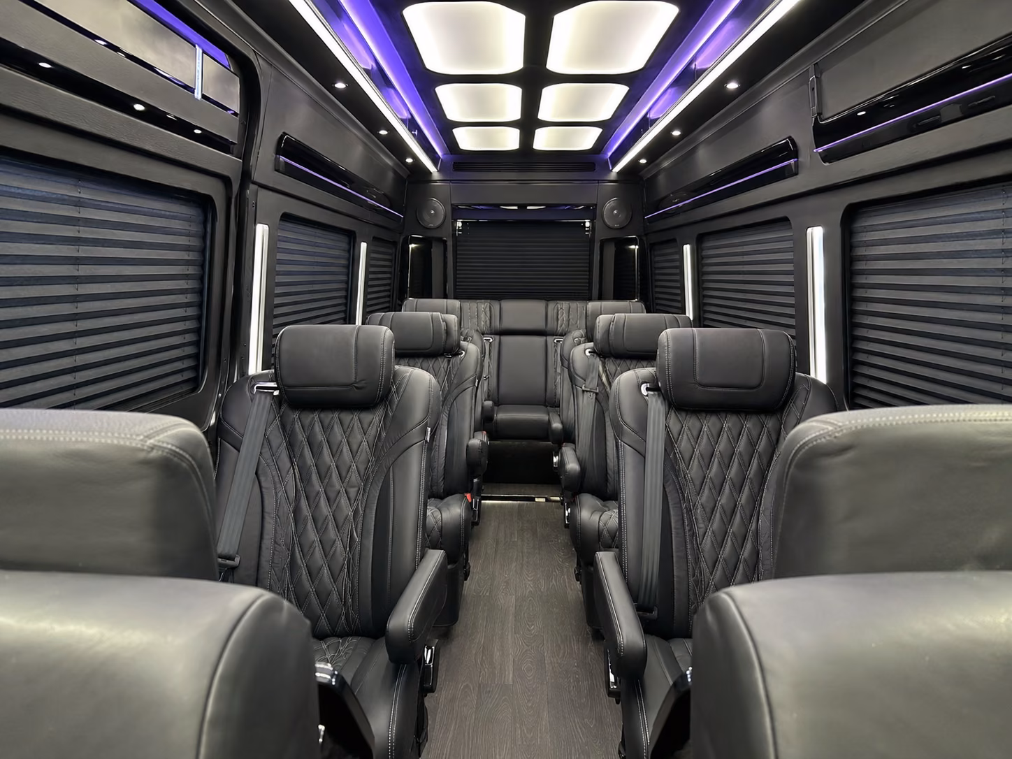 la mesa sprinter van with driver inside