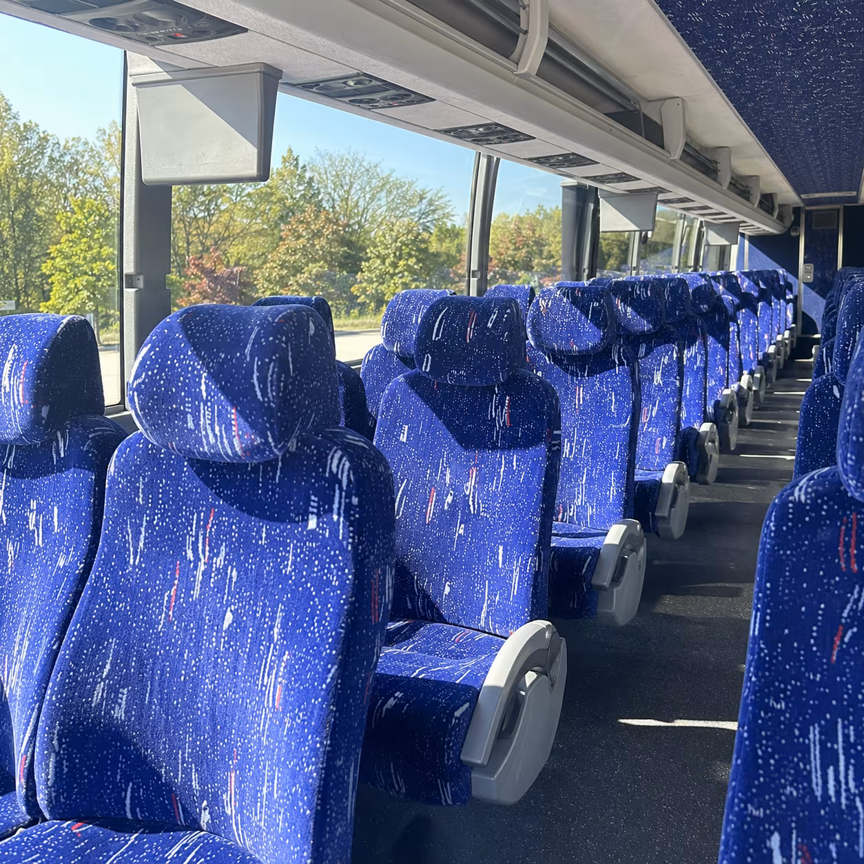 la mesacharter bus rental