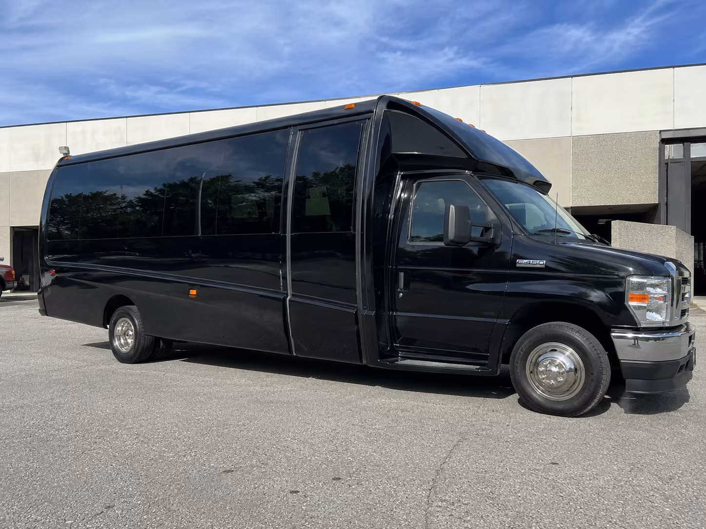 weekly worship shuttle buses for la mesa congregations